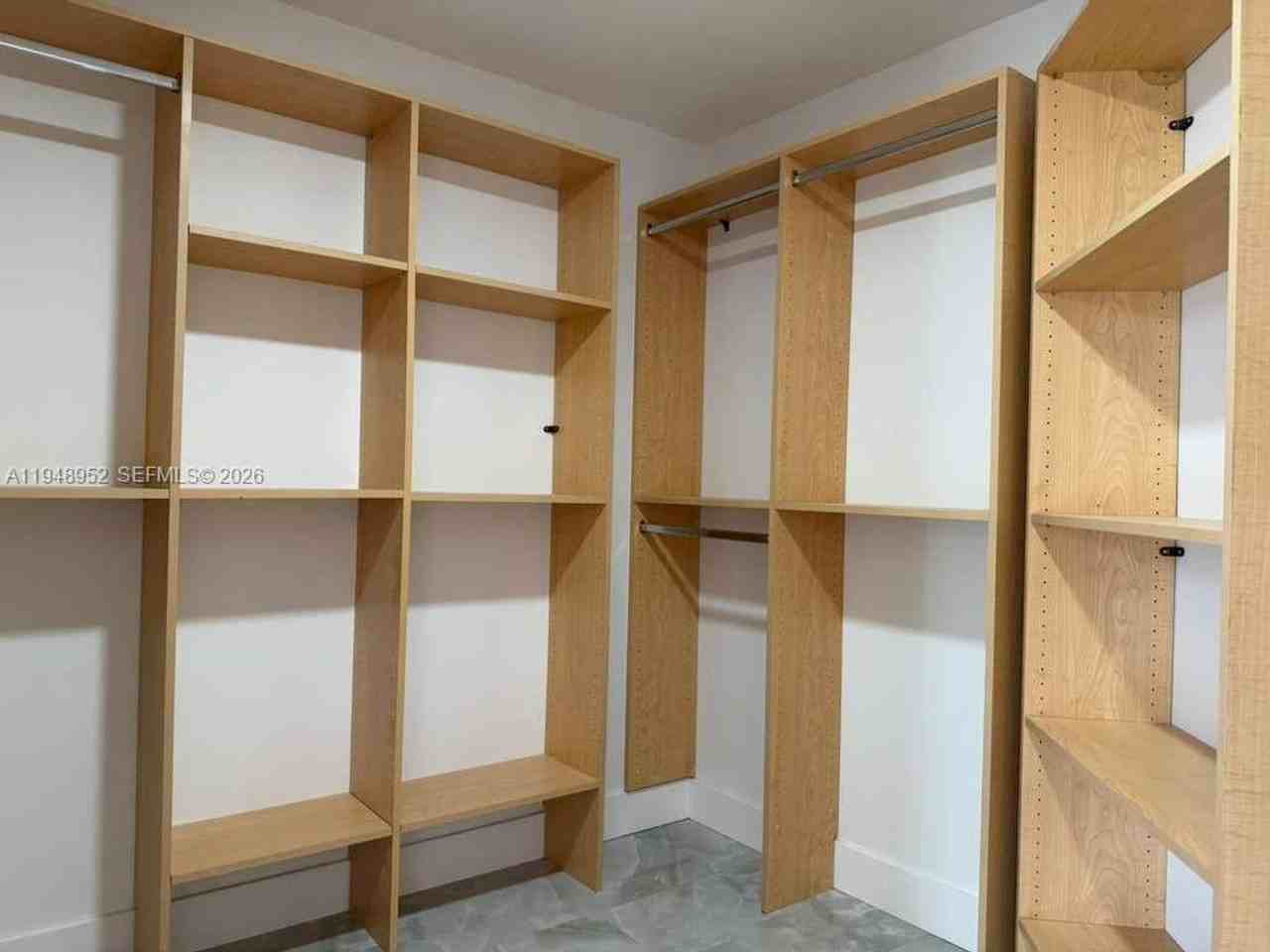 189 Cameron Dr - Photo 7 of 13