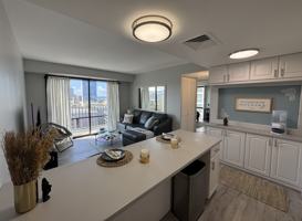 featured image of 225 Queen St #1