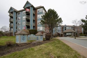 featured image of 2 Lake Drive #211