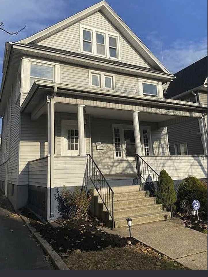 44 Virginia Ter - Photo 2 of 19