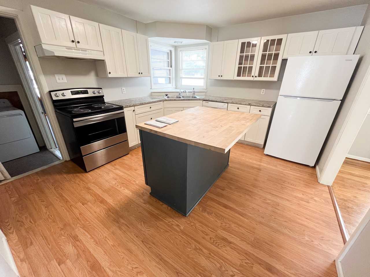 702 N 13th St - Photo 6 of 23