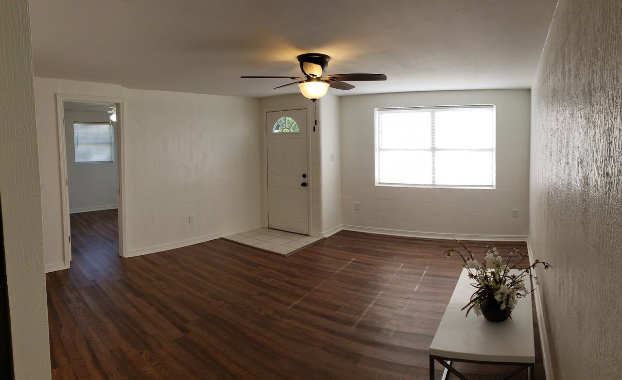 543 N 9th St #543 - Photo 3 of 11
