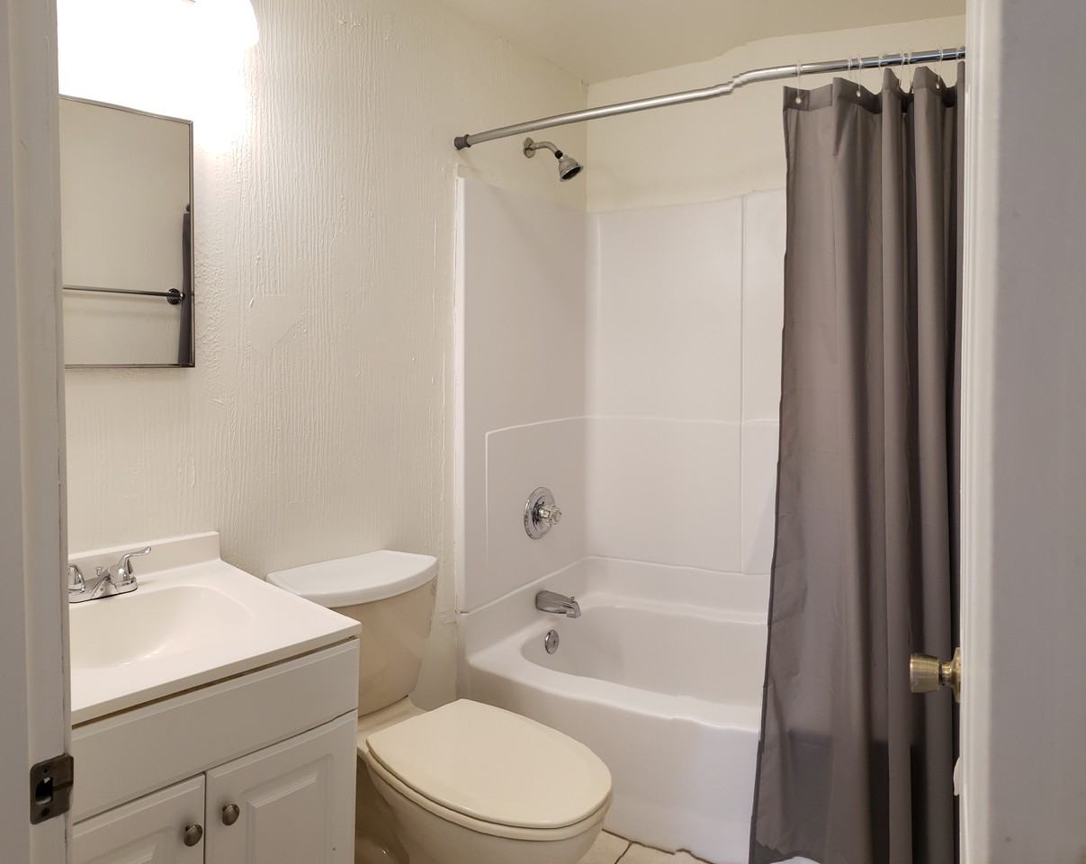 543 N 9th St #543 - Photo 6 of 11