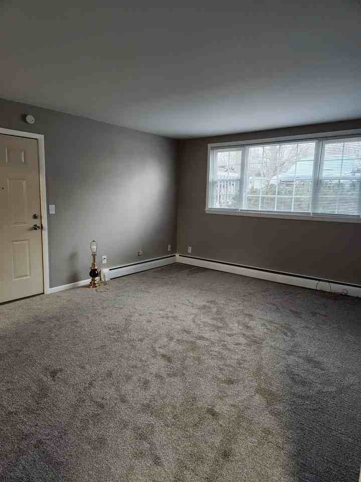 915 E Main St #917-9 - Photo 2 of 8