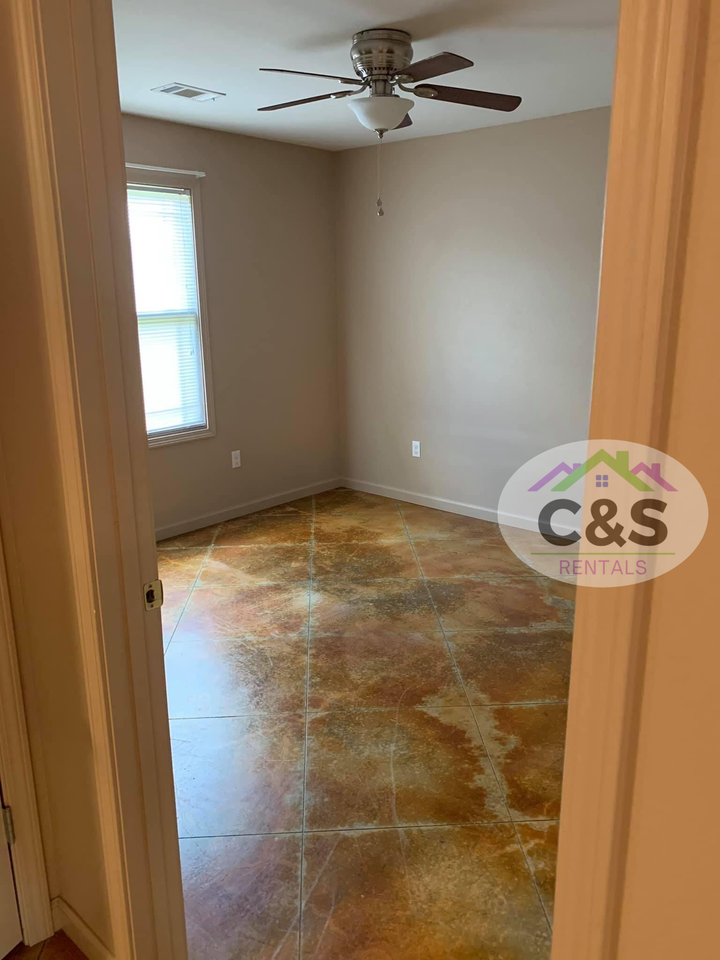 2165 Smothers Rd - Photo 5 of 11