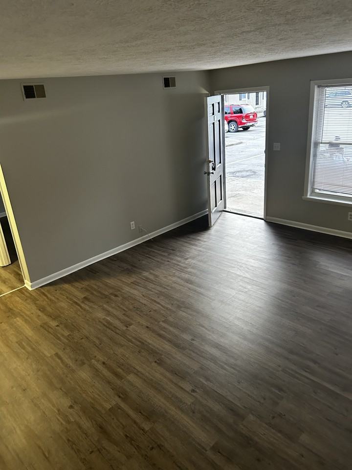 250 Herndon St #7 - Photo 2 of 4