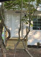 featured image of 117 N Helen St #129