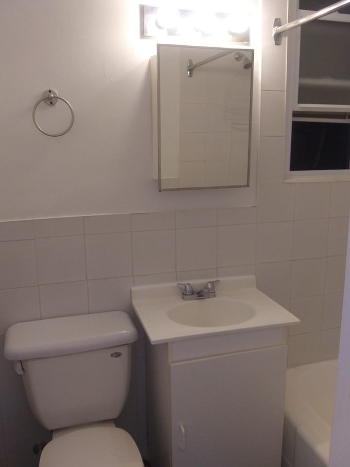 5841 Rue Sherbrooke Ouest #209 - Photo 3 of 4