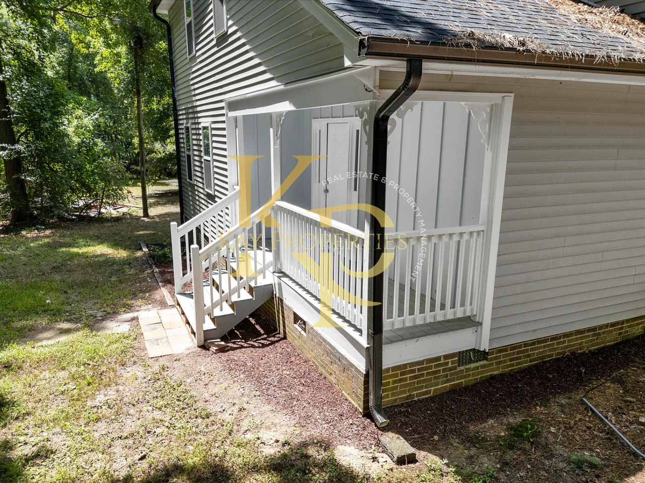 951 Walter Bright Rd - Photo 7 of 40