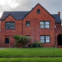 4704 Chenevert St #F - Photo 1 of 1