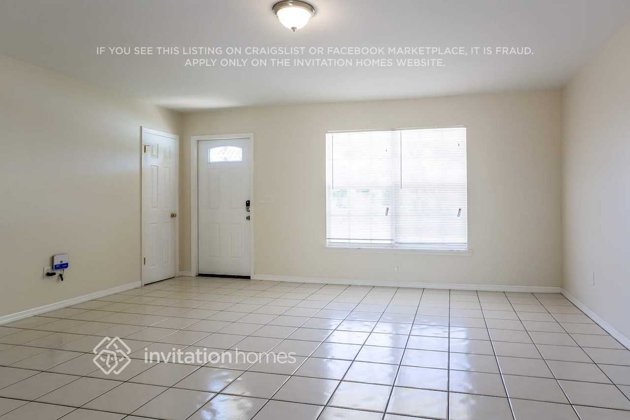 1895 Ocala Rd - Photo 3 of 20