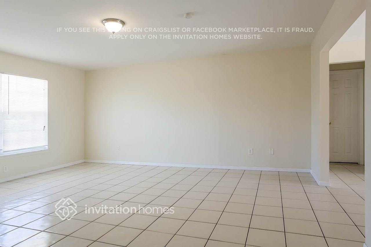 1895 Ocala Rd - Photo 4 of 20