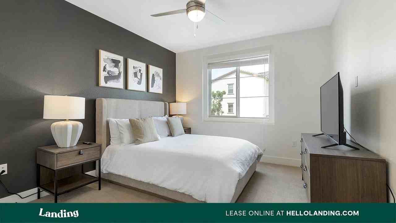 1900 Hi Line Dr #468 - Photo 6 of 7