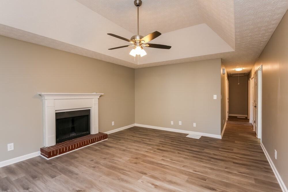 306 Mary Alice Dr - Photo 3 of 16