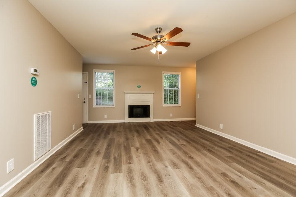 5921 Belle Oaks Pl - Photo 4 of 17