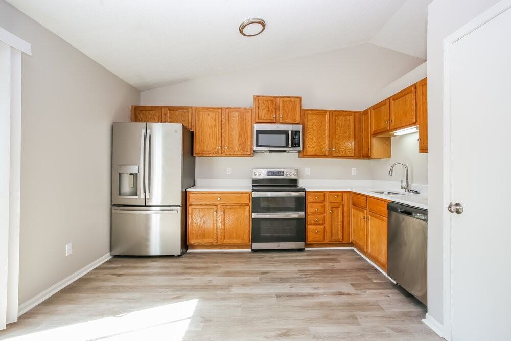 1512 Berkhard Dr - Photo 7 of 18