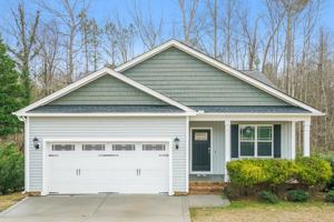 featured image of 19 Deer Lake Trl