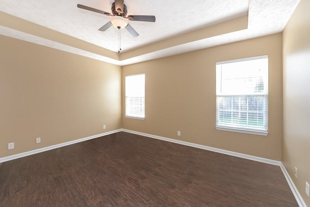1185 Tiree Dr - Photo 3 of 16