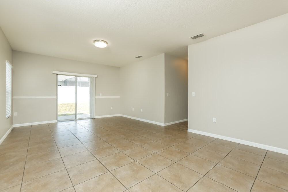 7206 Rafanelli Ct - Photo 3 of 16