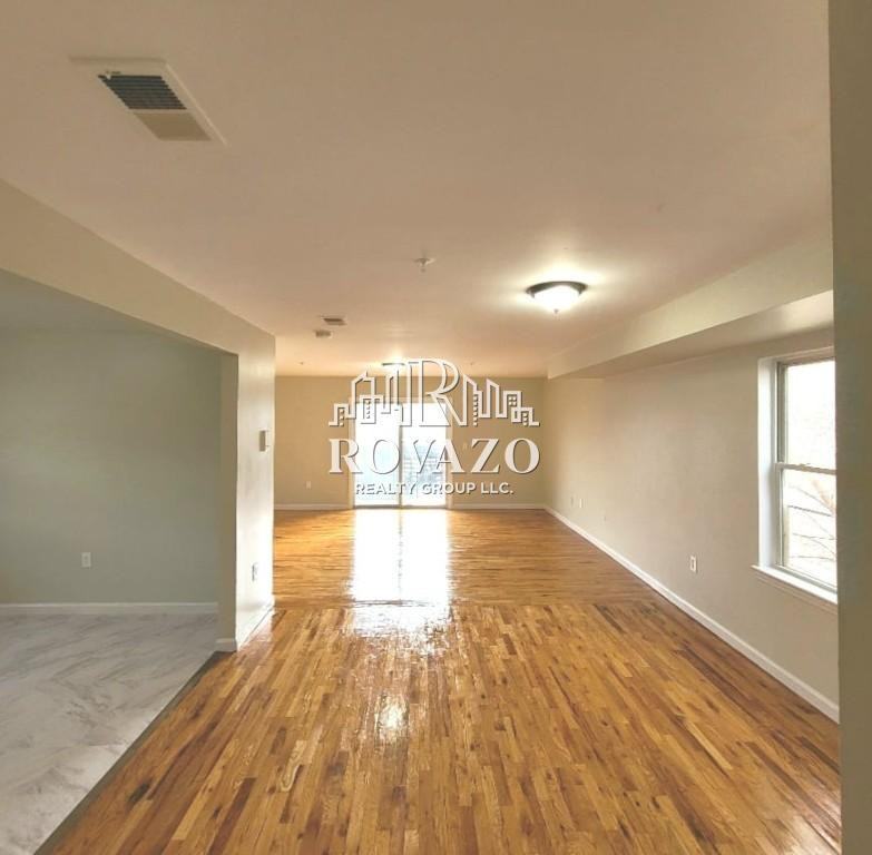 961 Bergen Street #2 - Photo 3 of 11