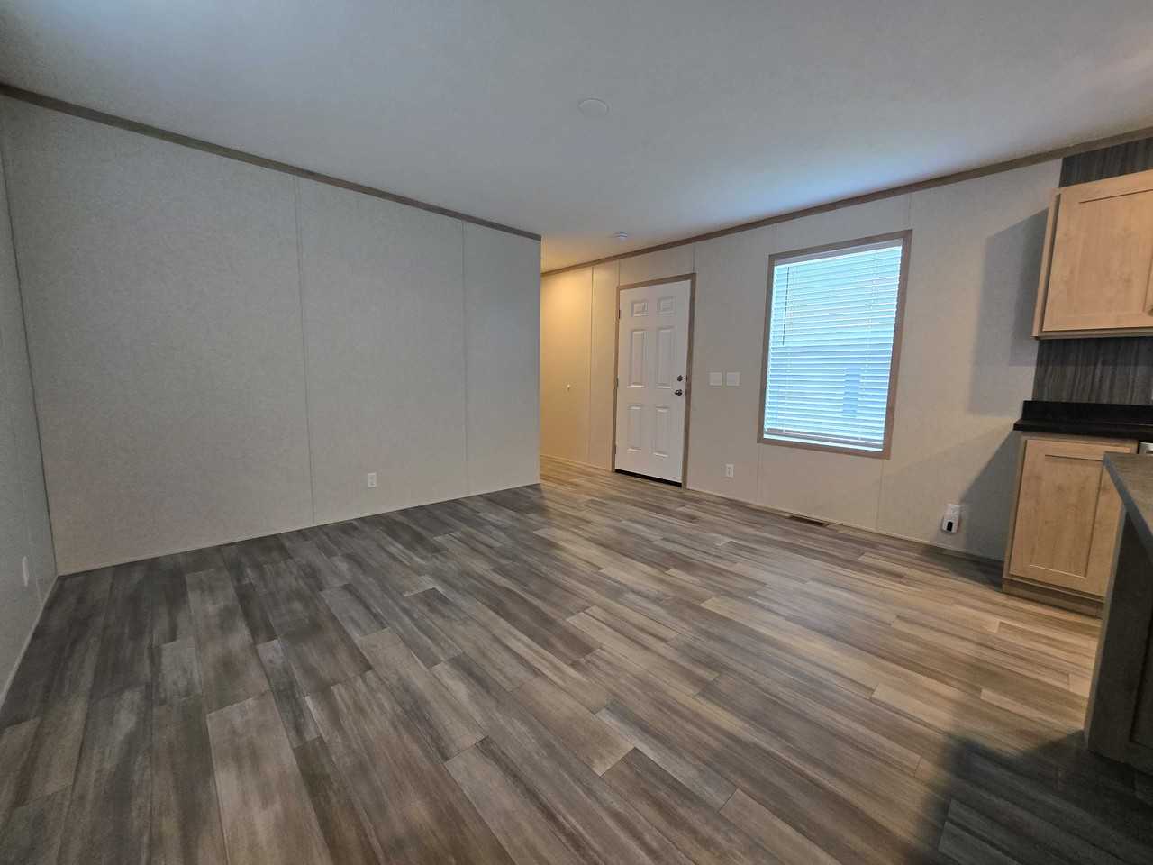 29778 W Essex Ct #109 - Photo 5 of 35