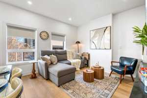 featured image of 168 Mccaul St