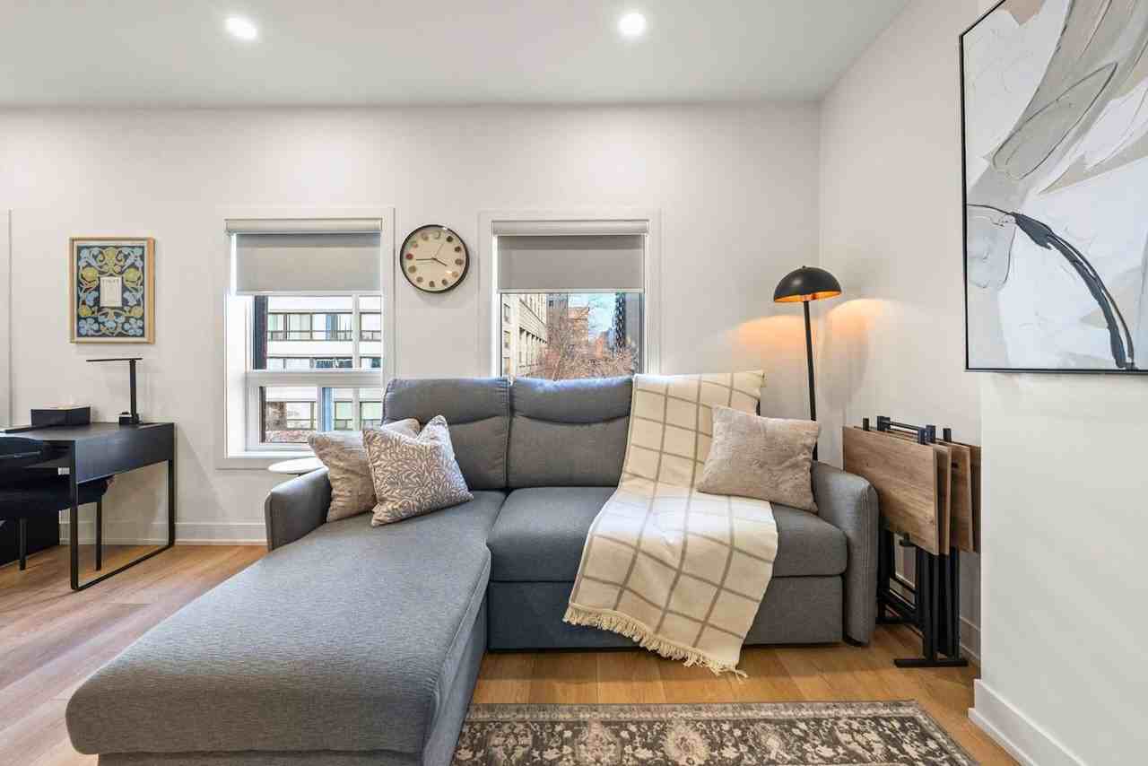 168 McCaul Street - Photo 2 of 31