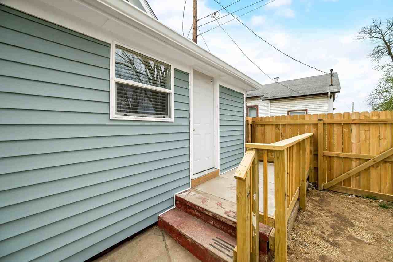 1019 Central Ave #1397948P - Photo 5 of 50
