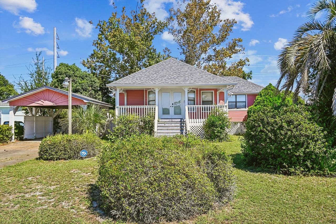 2340 Grand Oaks Ln #1523381P - Photo 4 of 22