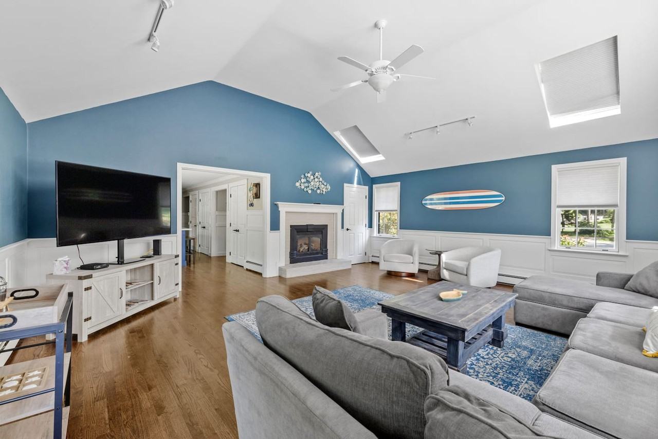 6 Caly Hollow Rd #1532221P - Photo 2 of 42