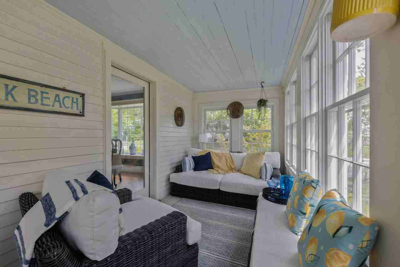 11 Beach Ave #1532218P - Photo 3 of 46