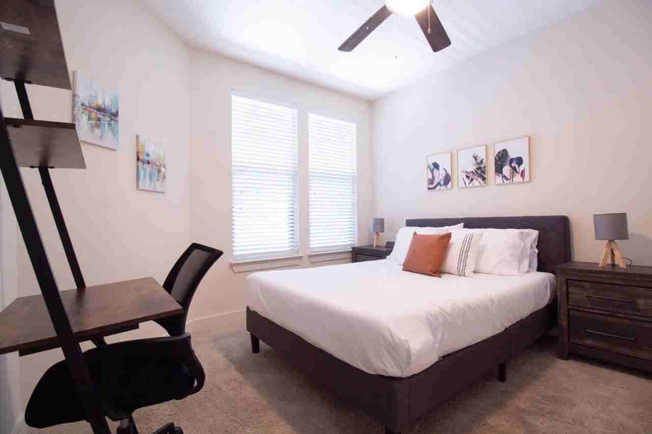 5880 Inwood Dr #1013451P - Photo 7 of 19
