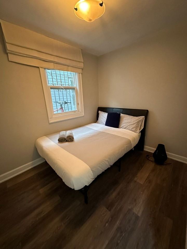 8 Manning Ave #1513117P - Photo 4 of 5