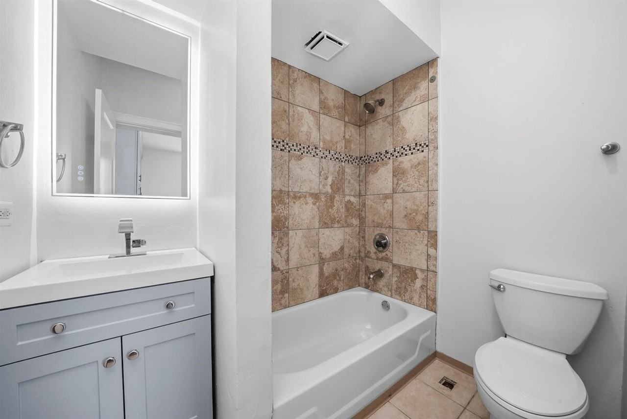 2962 N Clybourn Ave #1460102P - Photo 5 of 13