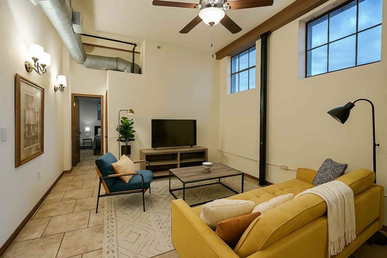 515 N Robberson Ave #1534842P - Photo 3 of 10