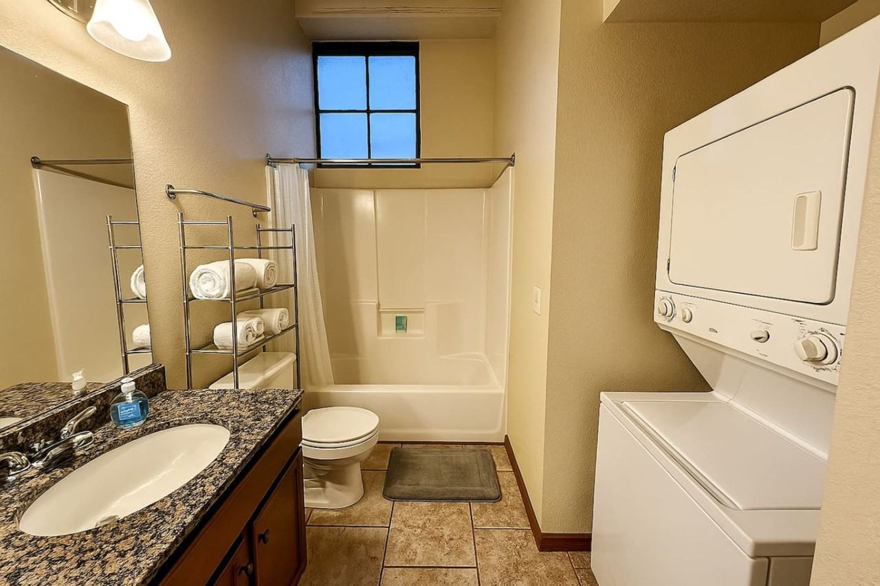 515 N Robberson Ave #1534842P - Photo 6 of 10