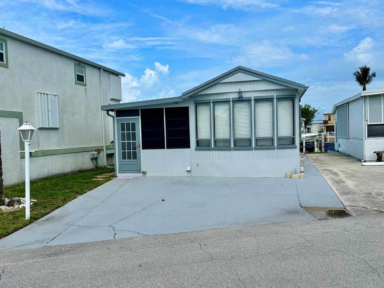 10725 S Ocean Dr #1537510P - Photo 5 of 21