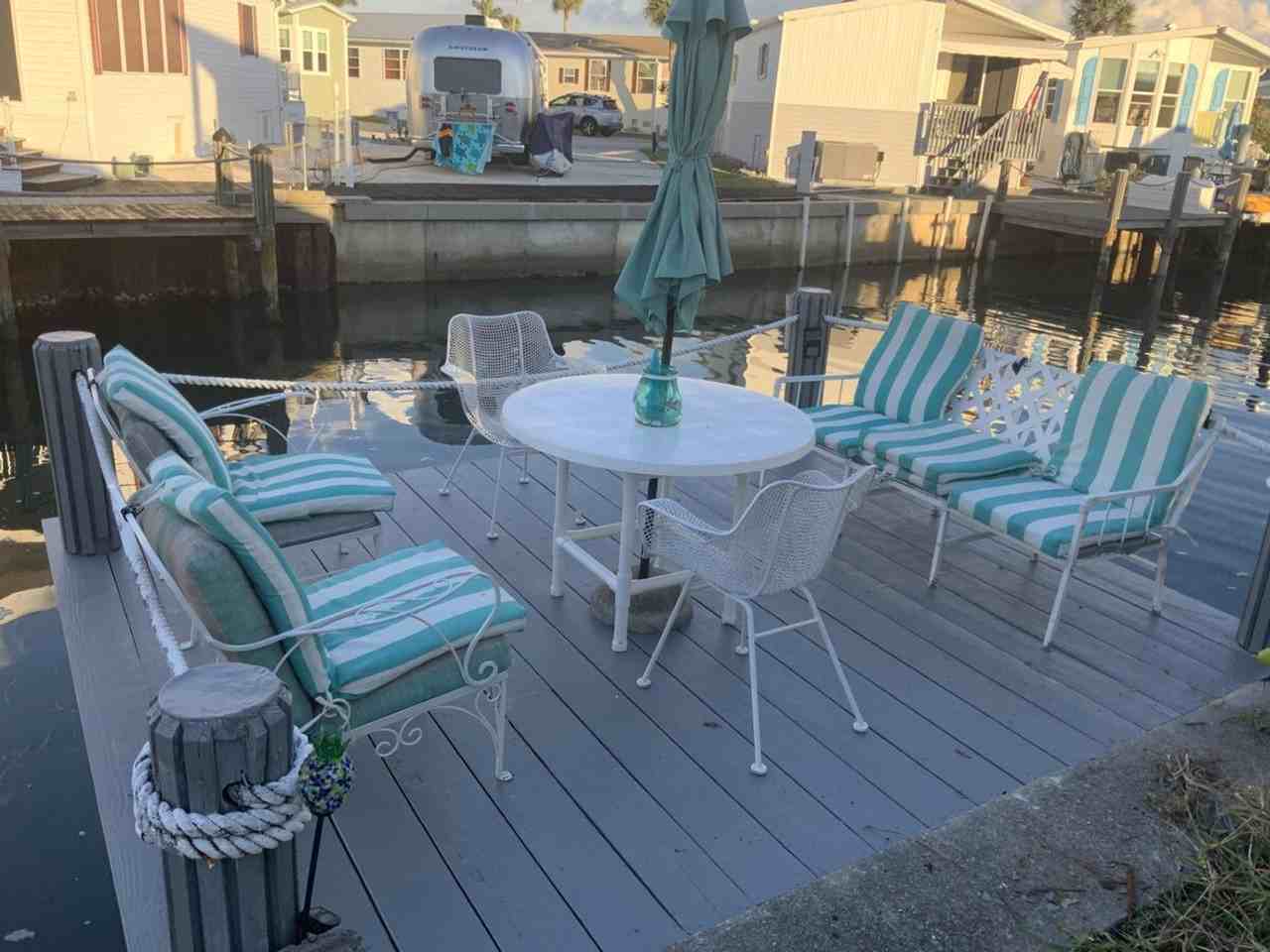 1091 Nettles Blvd #1537517P - Photo 7 of 17