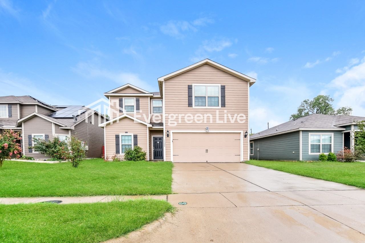 1326 Barrel Dr
