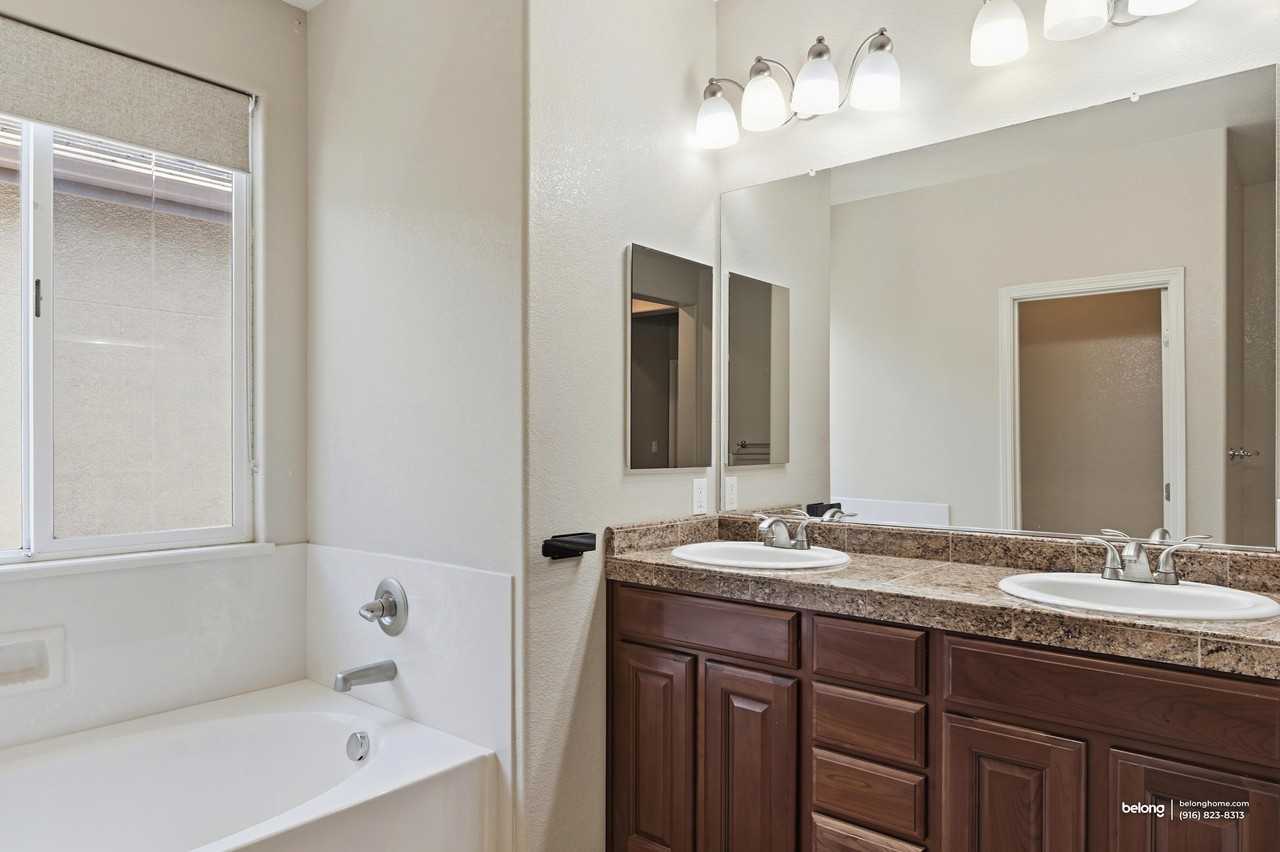 3022 Trap Rock Way - Photo 2 of 21