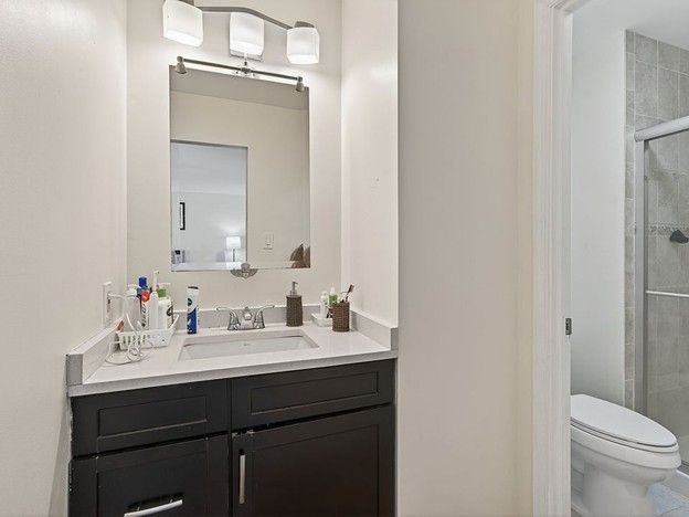 133 Woodgate Ln - Photo 7 of 36