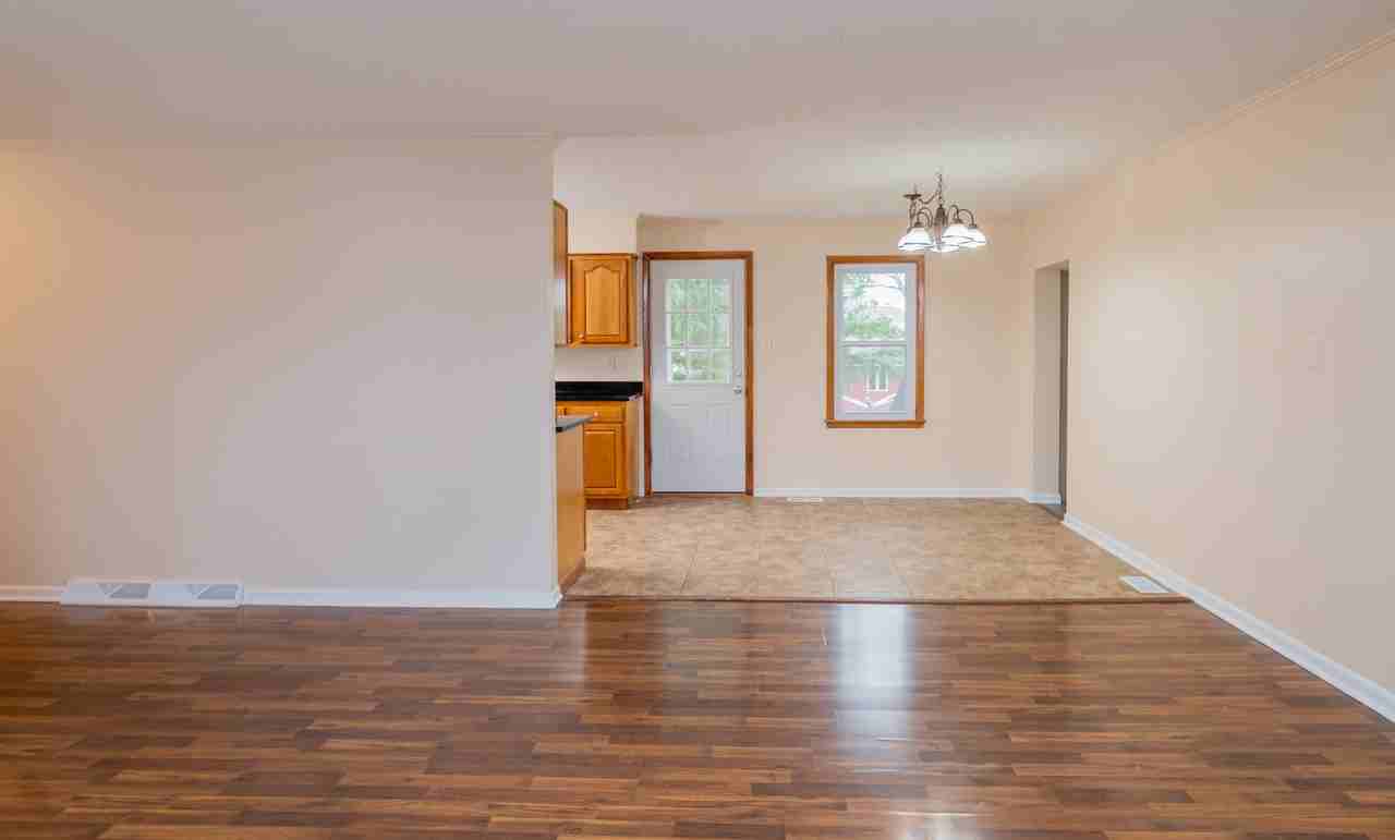 138 Oak Lane - Photo 5 of 13
