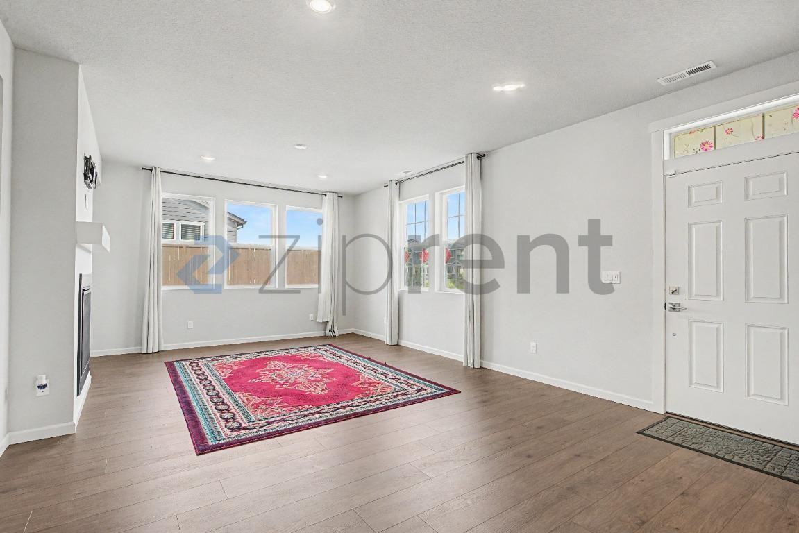 31060 Nw Yorkshire St - Photo 7 of 24