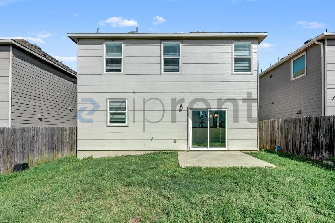 6417 Wagon Spring St - Photo 3 of 26