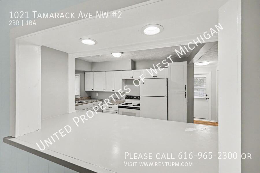 1021 Tamarack Ave Nw - Photo 3 of 20