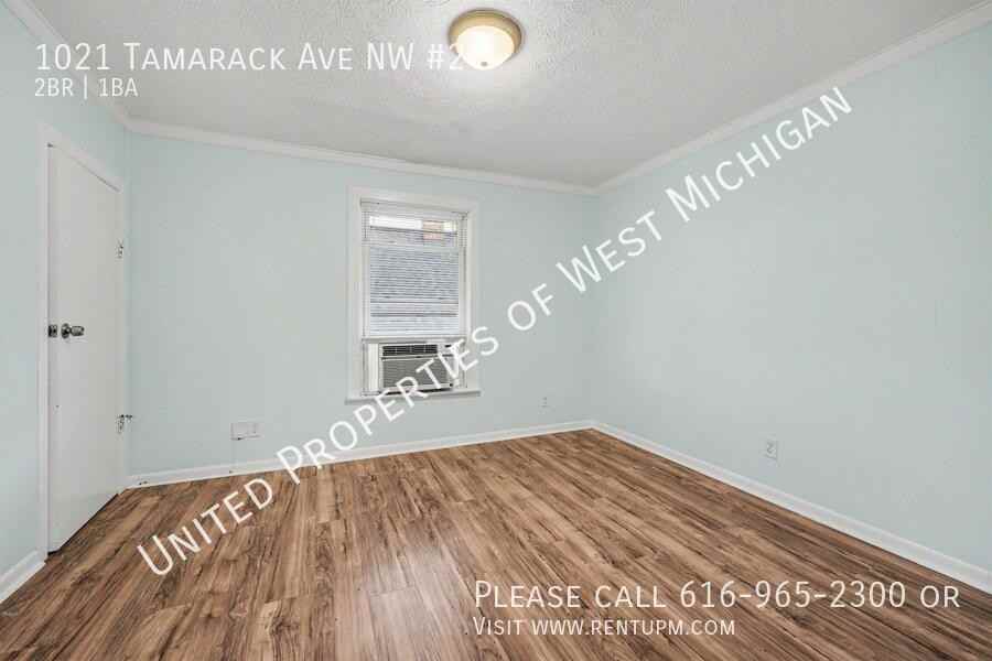 1021 Tamarack Ave Nw - Photo 7 of 20