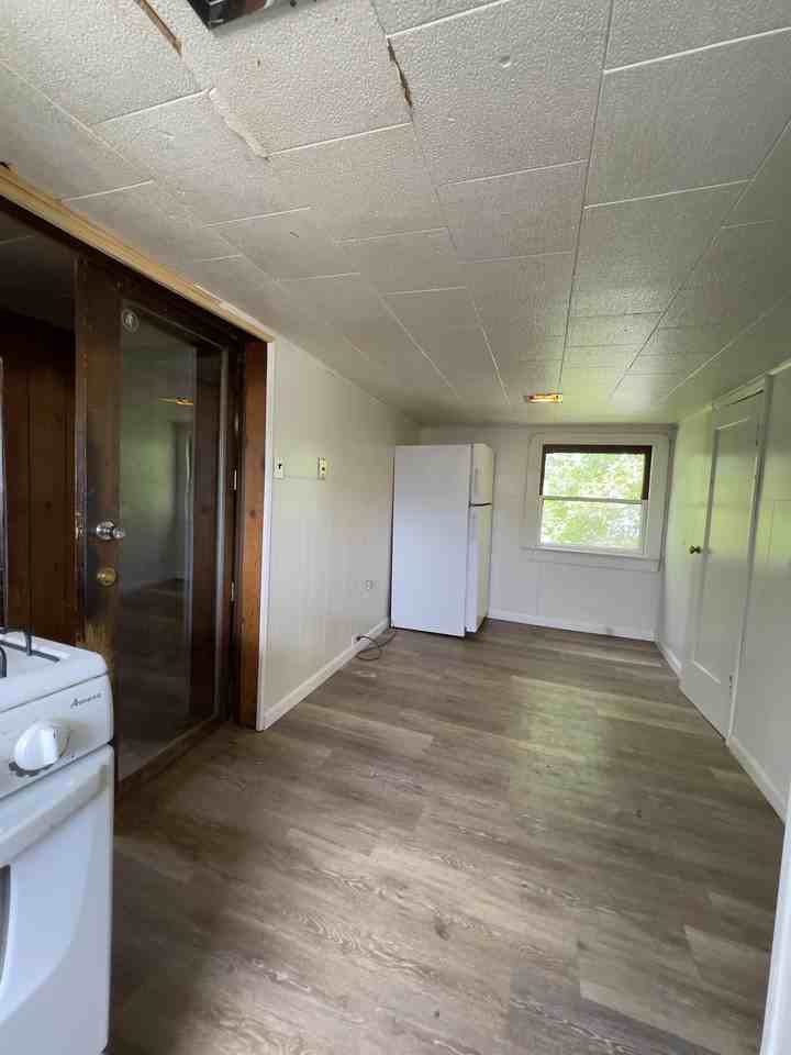 311 Wyoming Ave #A - Photo 6 of 9