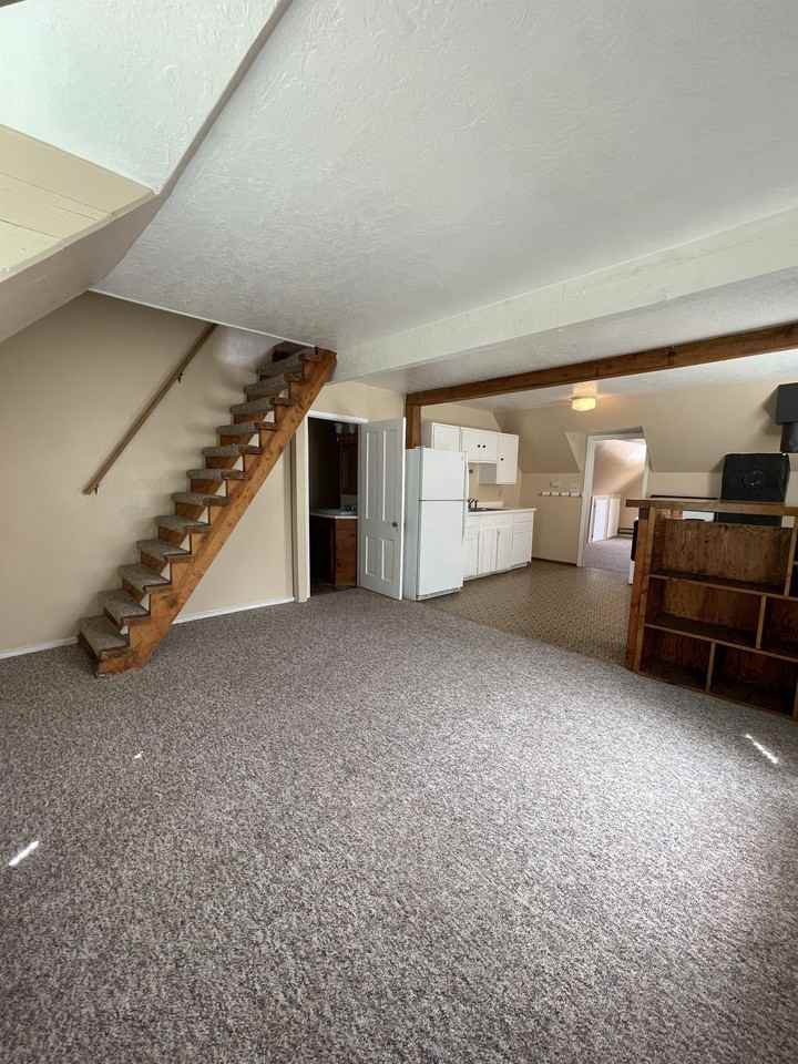 409 S Brooks St #2 - Photo 3 of 11