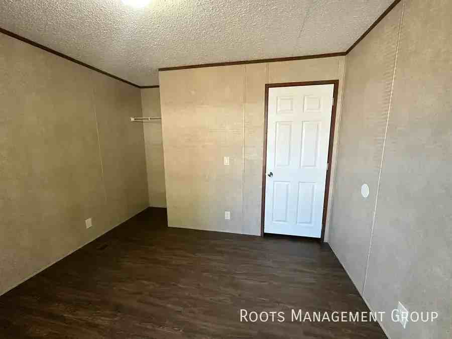 2088 E Empire Ave #160 - Photo 6 of 14