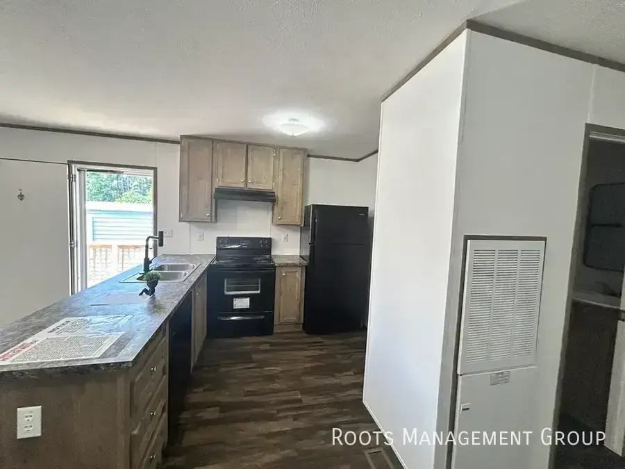 6347 Tara Blvd #14 - Photo 6 of 18